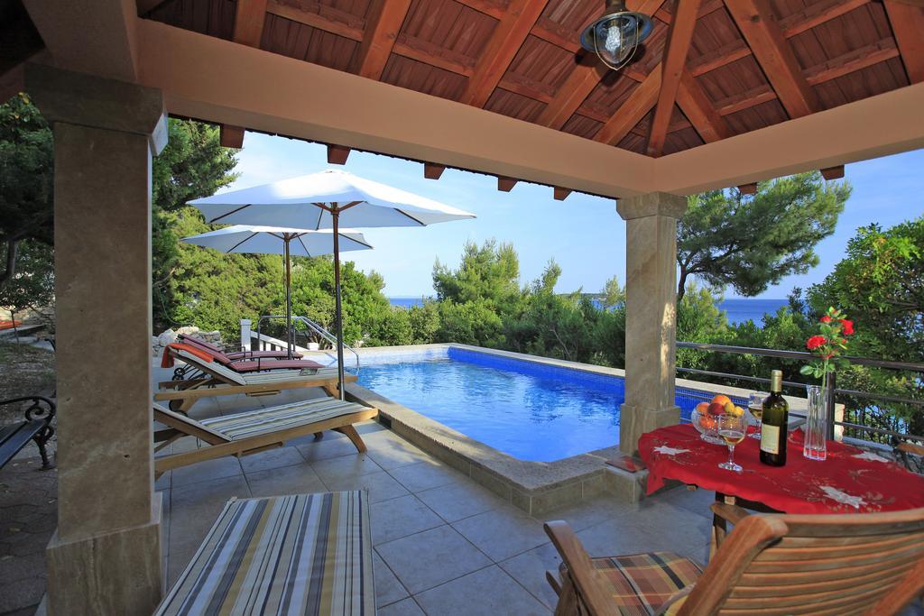 Villa Nova Vela Luka Exteriör bild