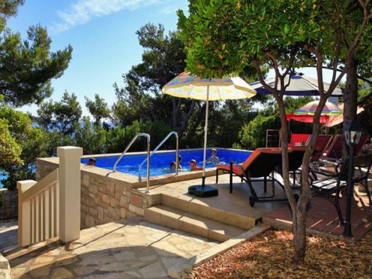 Villa Nova Vela Luka Exteriör bild