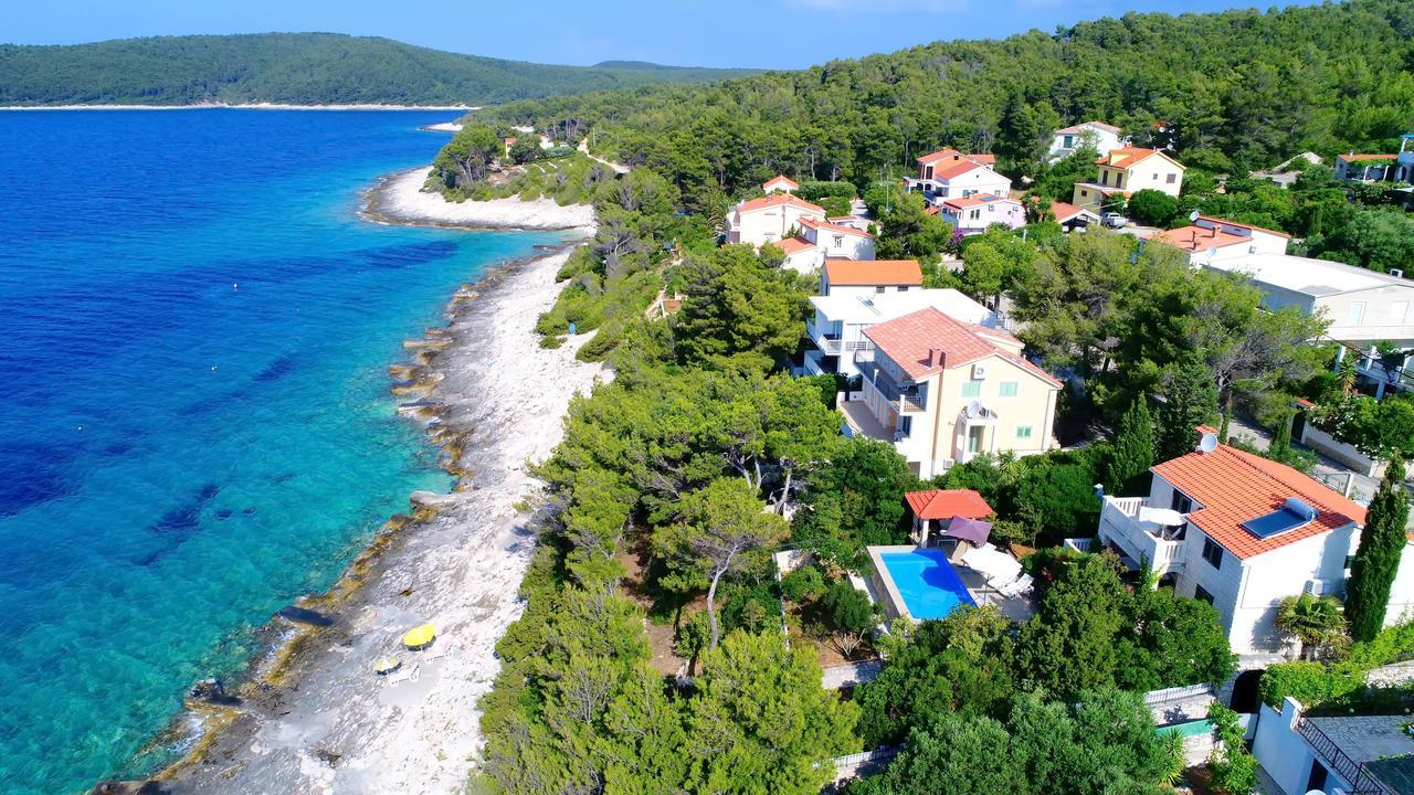 Villa Nova Vela Luka Exteriör bild